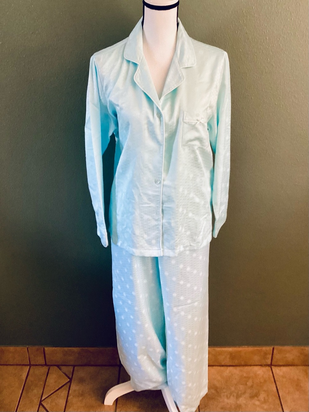 Miss Elaine  Pajama NWOT